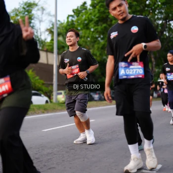 Runner Photo 3934389