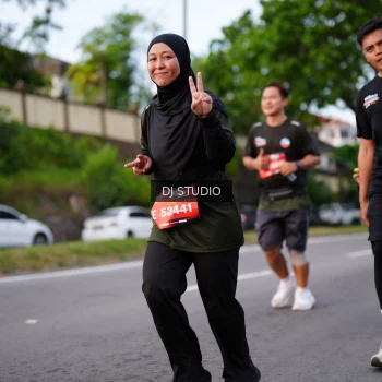 Runner Photo 3934390