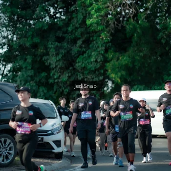 Runner Photo 3934396