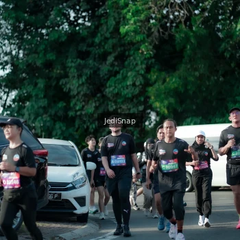Runner Photo 3934416