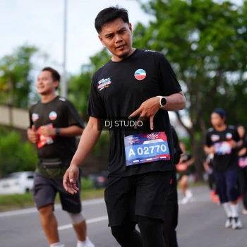 Runner Photo 3934422