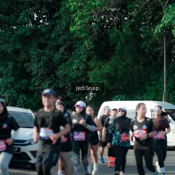 Runner Photo 3934511