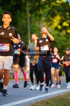 Runner Photo 3934529