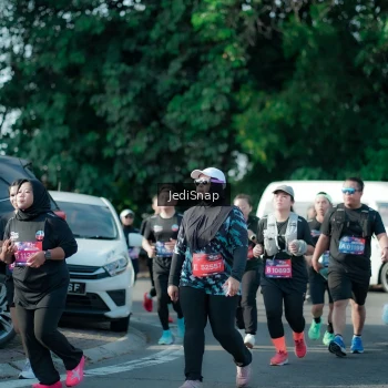 Runner Photo 3934541