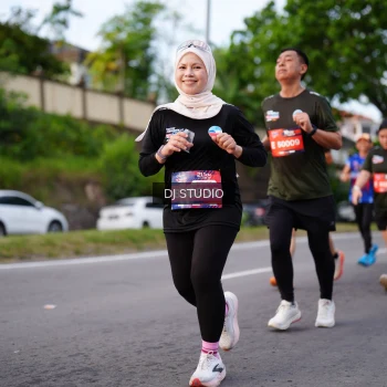 Runner Photo 3934545