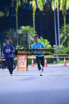 Runner Photo 3934551