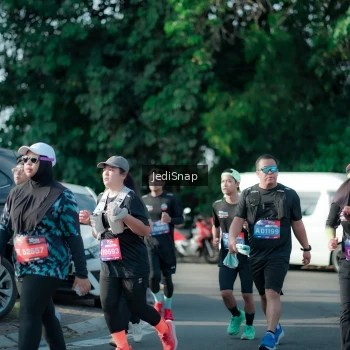 Runner Photo 3934564