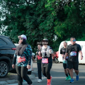 Runner Photo 3934586