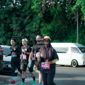 Runner Photo 3934590