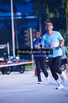 Runner Photo 3934596
