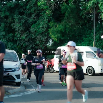 Runner Photo 3934635