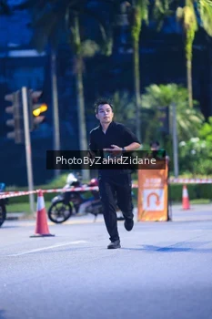 Runner Photo 3934682