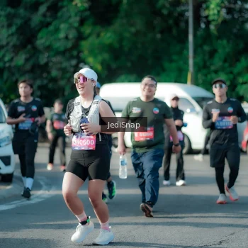 Runner Photo 3934694