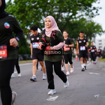 Runner Photo 3934715