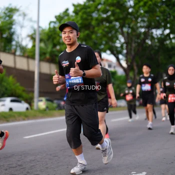 Runner Photo 3934717