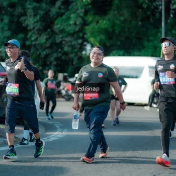 Runner Photo 3934718