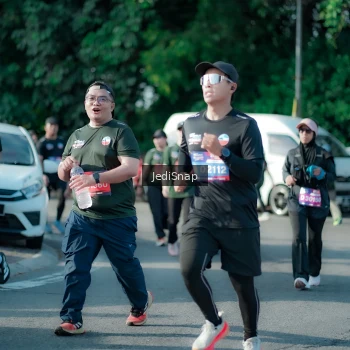 Runner Photo 3934726