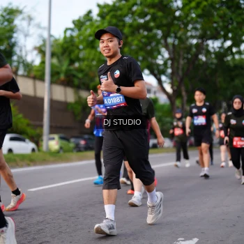 Runner Photo 3934727