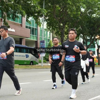 Runner Photo 3934745