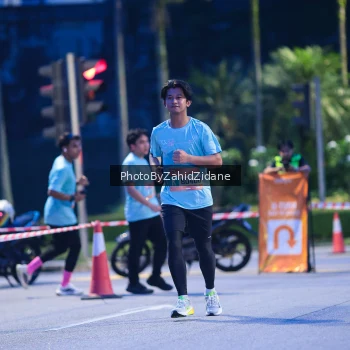 Runner Photo 3934787