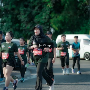 Runner Photo 3934812