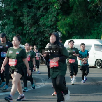 Runner Photo 3934818