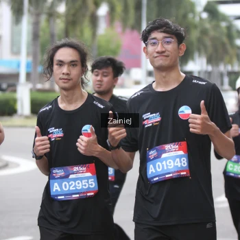 Runner Photo 3934843