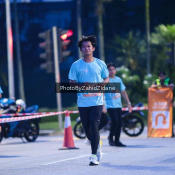 Runner Photo 3934860