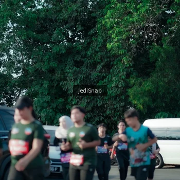 Runner Photo 3934865