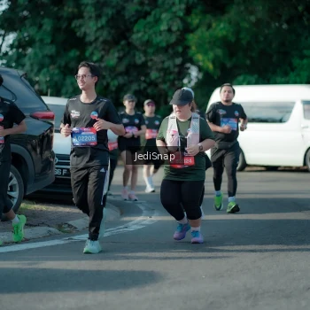 Runner Photo 3934896