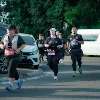 Runner Photo 3934919