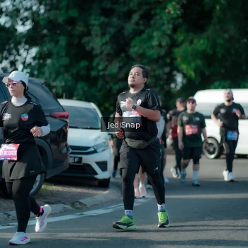 Runner Photo 3934951