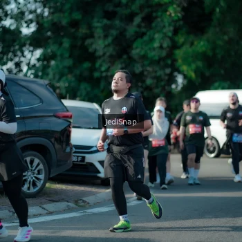 Runner Photo 3934963