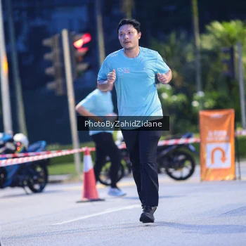 Runner Photo 3935371