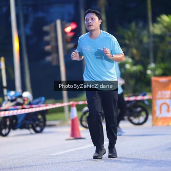 Runner Photo 3935403