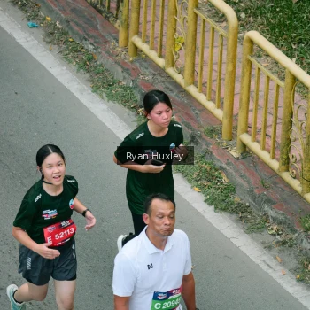 Runner Photo 3935425