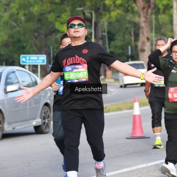 Runner Photo 3935431