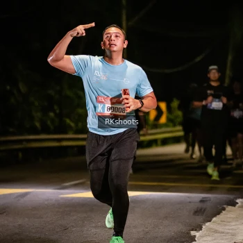 Runner Photo 3935474