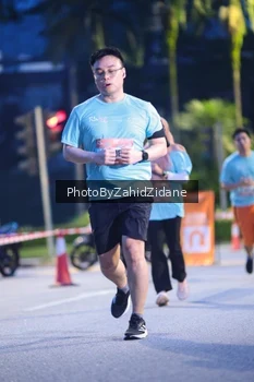 Runner Photo 3935648