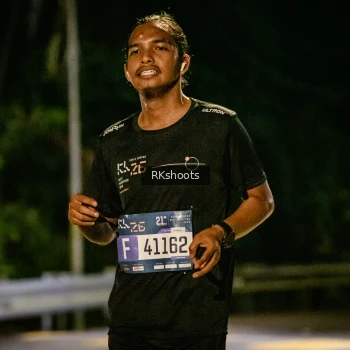 Runner Photo 3935695