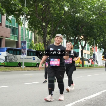 Runner Photo 3935780
