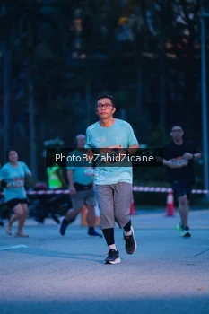Runner Photo 3935819