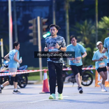 Runner Photo 3935864