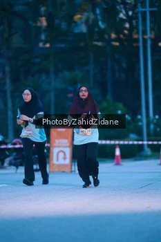 Runner Photo 3935945