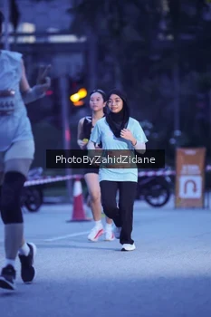 Runner Photo 3935999