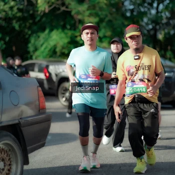 Runner Photo 3936116