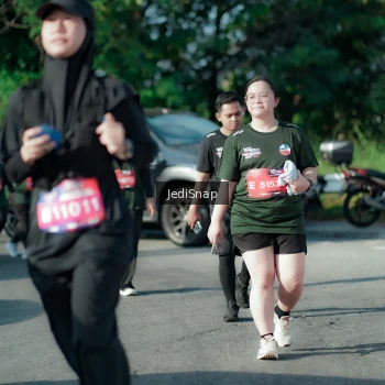 Runner Photo 3936140