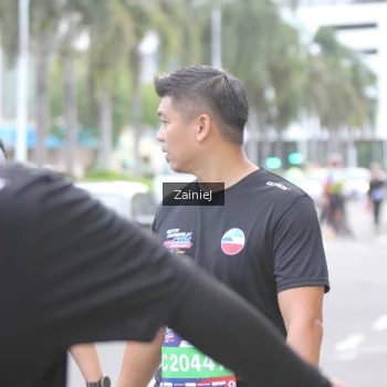 Runner Photo 3936212