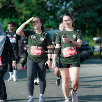 Runner Photo 3936218