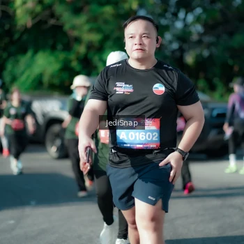 Runner Photo 3936229